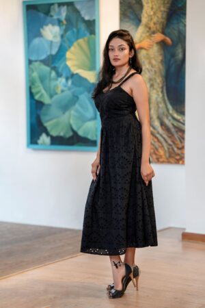 Black Sleevless Dress