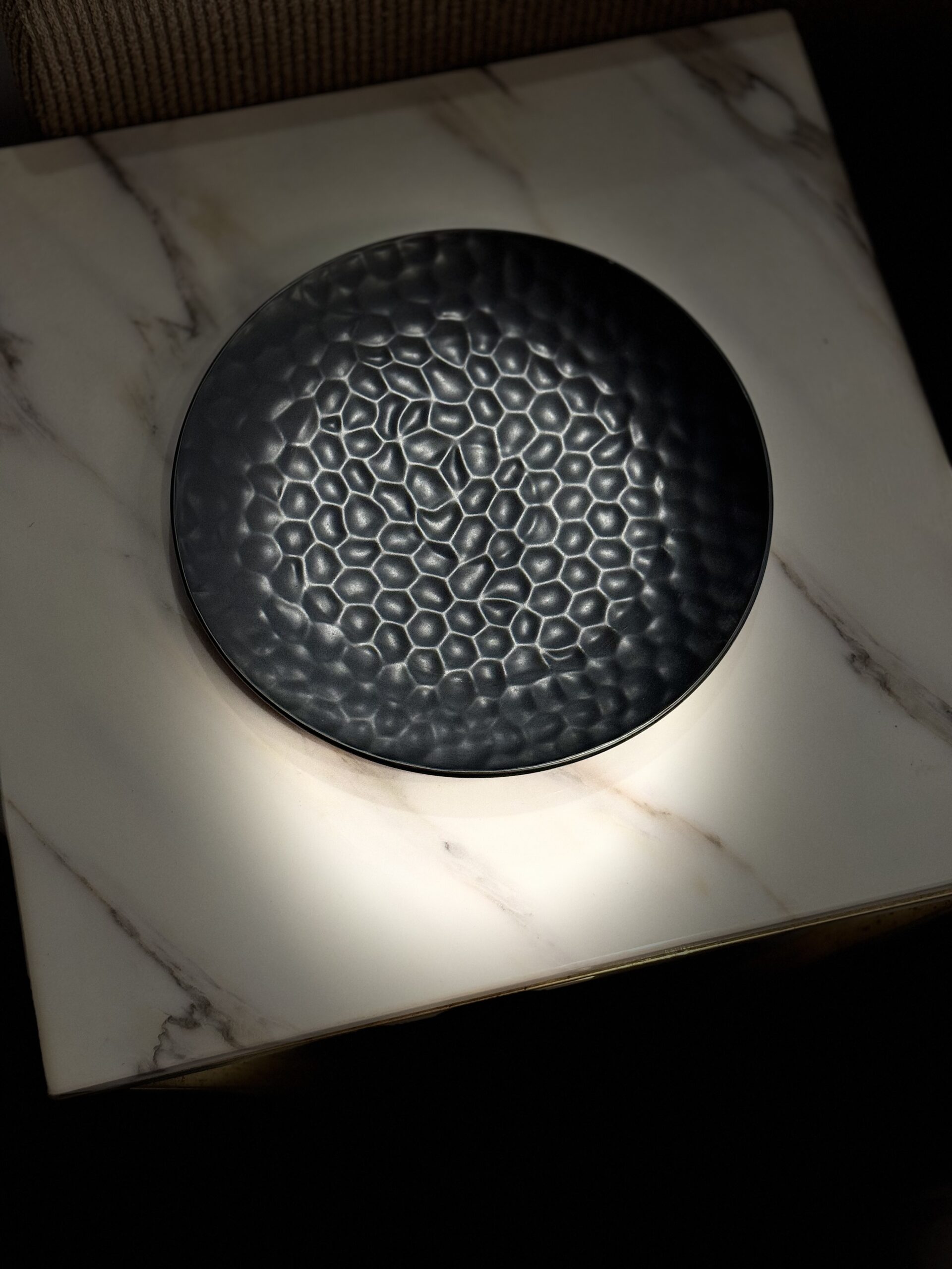 Black Bubble design Plate