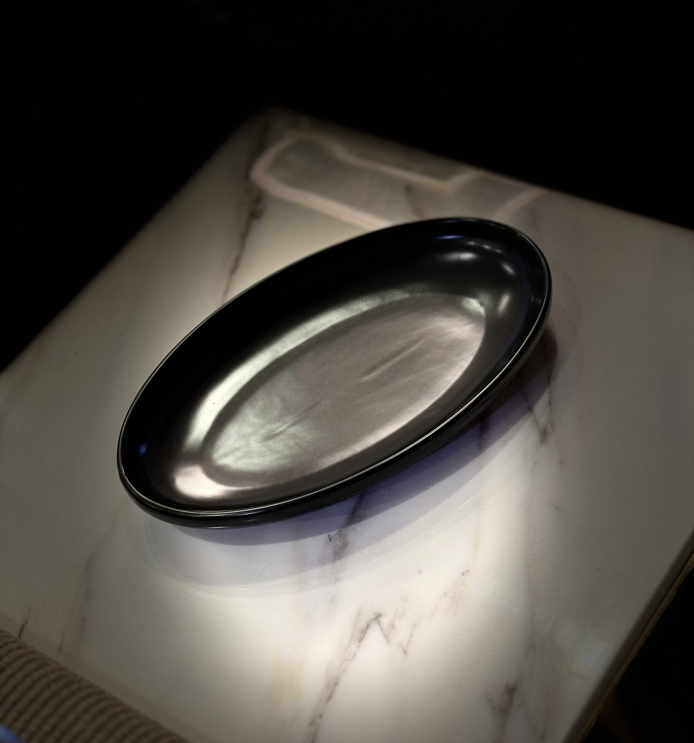 Black Dish