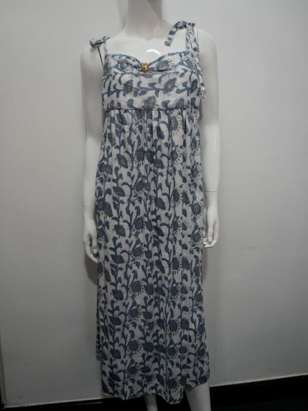 white and blue strapeless dress