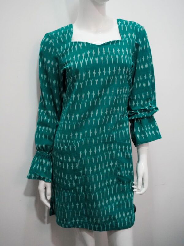 Green and white short dress