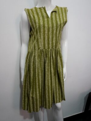 Dark green sleeveless dress