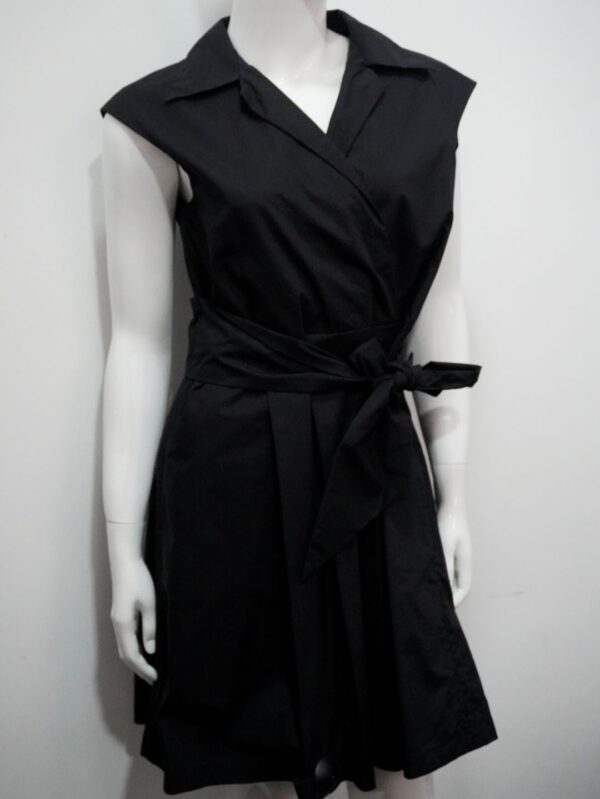 Black strapeless dress