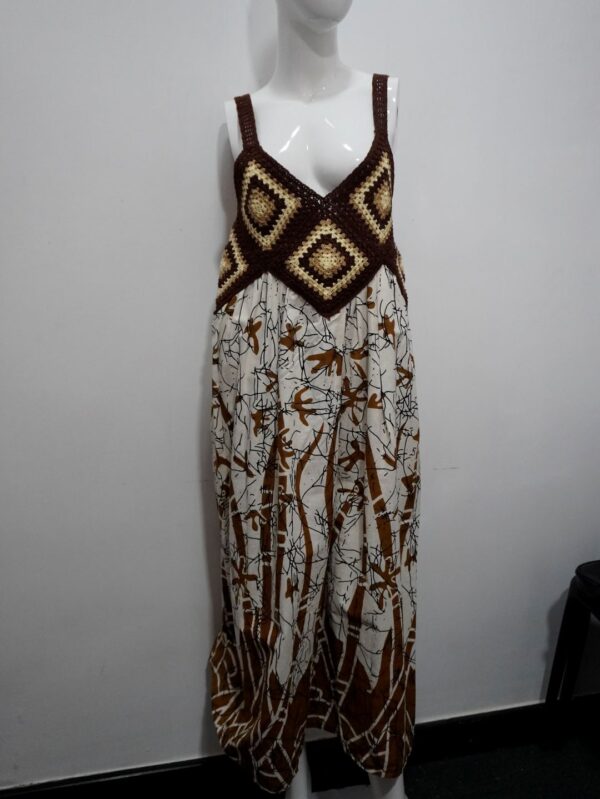 Brown dress